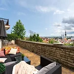 View To The Old Town Tallinn, 2br, 2-bath Apartamento Tallin