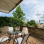 View To The Old Town Tallinn, 2br, 2-bath Apartamento *