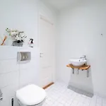 View To The Old Town Tallinn, 2br, 2-bath Apartamento