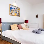 View To The Old Town Tallinn, 2br, 2-bath Apartment Tallinn