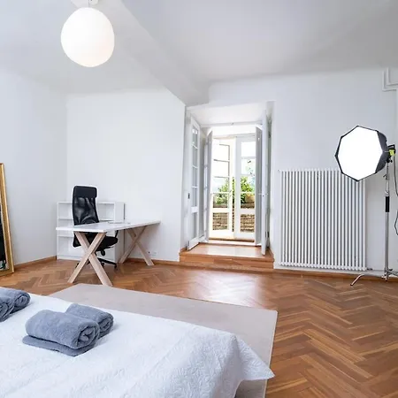 דירה View To The Old Town Tallinn, 2br, 2-bath *