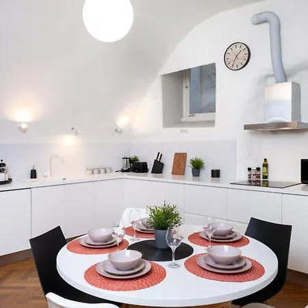 View To The Old Town Tallinn, 2br, 2-bath Apartament Tallin